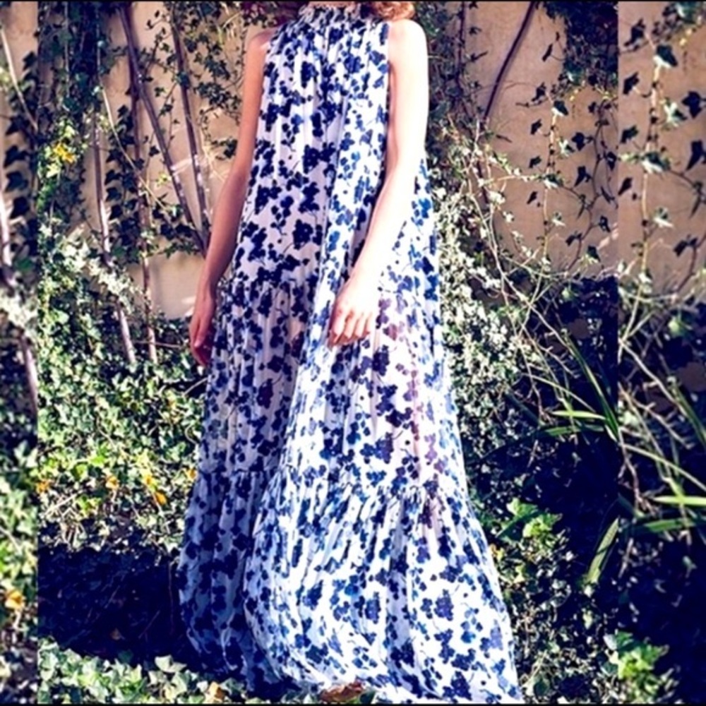 Elizabeth and James “Lani Ink” Smocked Neck Sleeveless Flowy Tiered Maxi Dress M